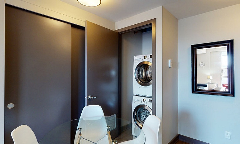 2 Bed 1 Bath In Gold...