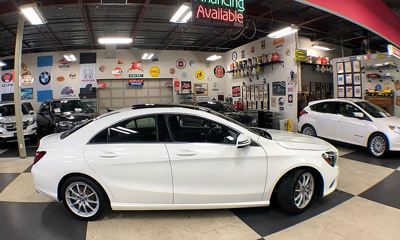 2018 Mercedes-Benz C...