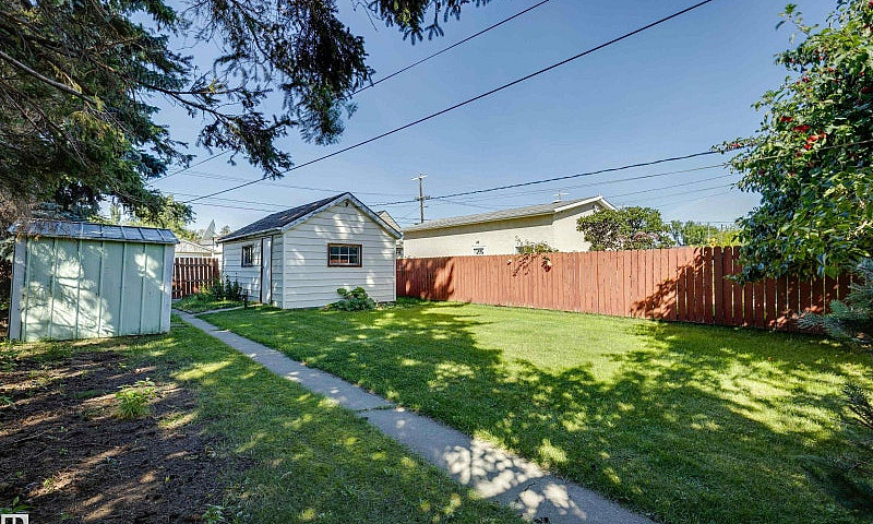 10916 151 St Nw Edmo...