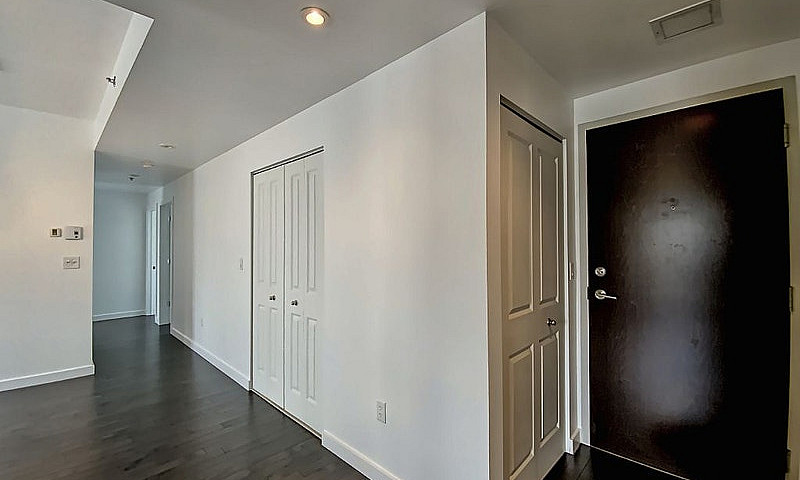 690 000$ - Condo À V...