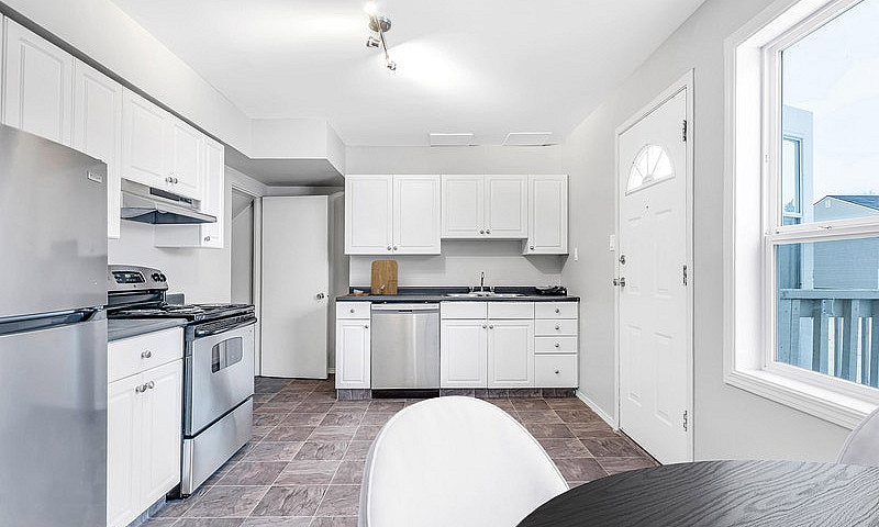 3 Bedroom Townhouse ...