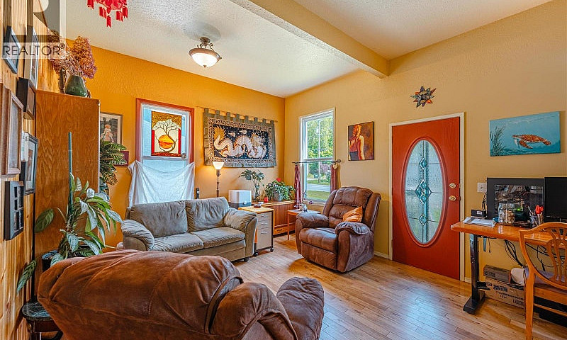 1105 Oscar Street Re...