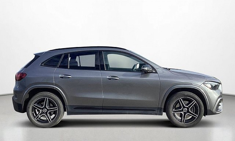 2025 Mercedes-Benz G...
