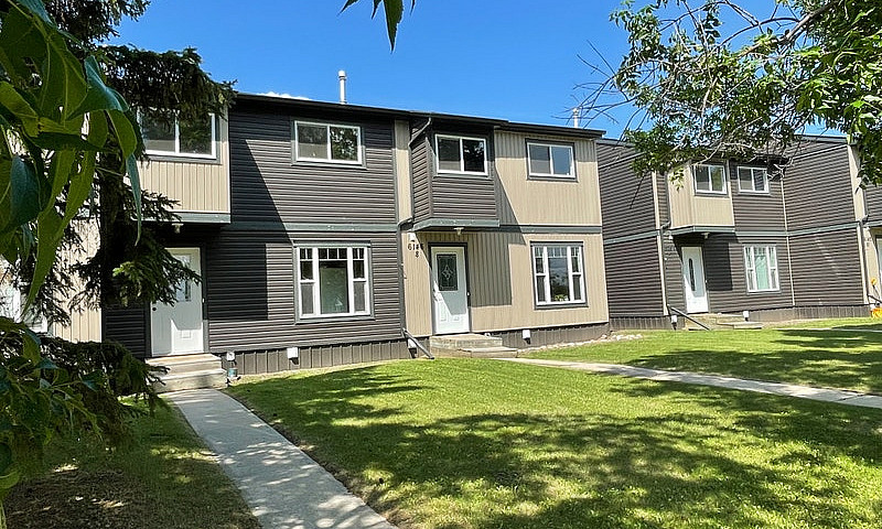 3 Bedroom Townhome I...