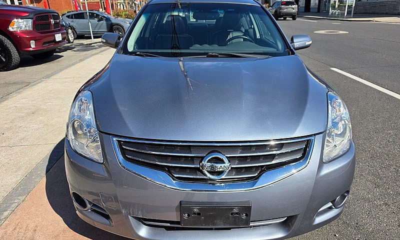 2012 Nissan Altima 2...
