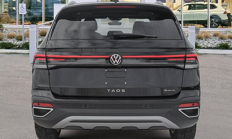 2025 Volkswagen Taos...