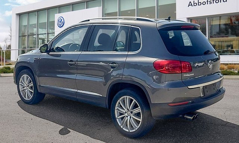2017 Volkswagen Tigu...