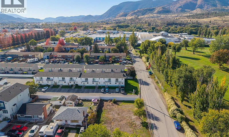 794 Kamloops Avenue ...