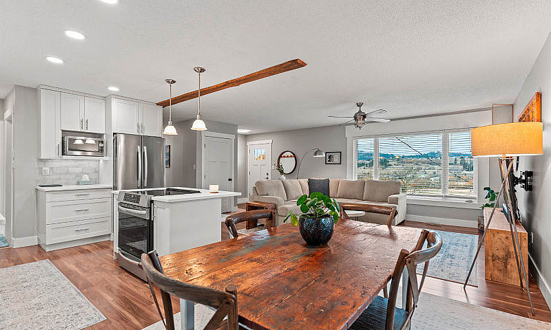 10809 Sherman Drive ...