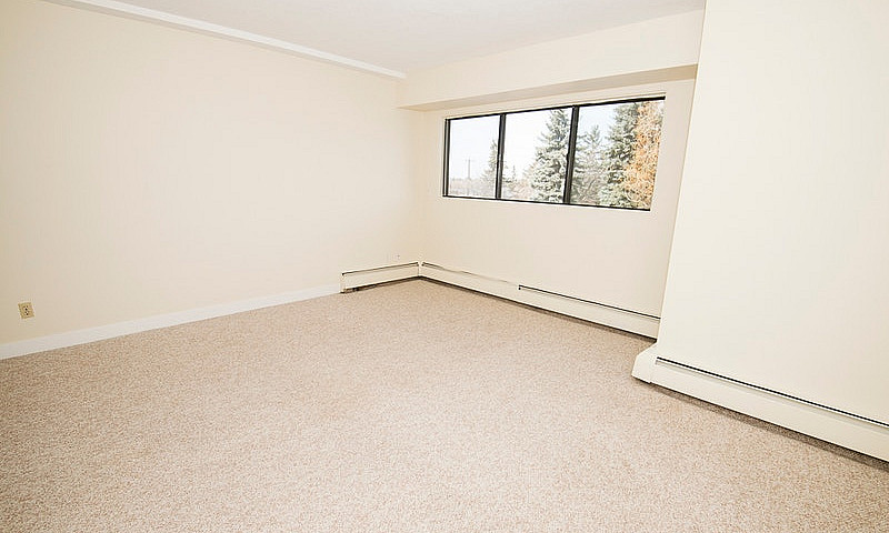 Apartments With In S...