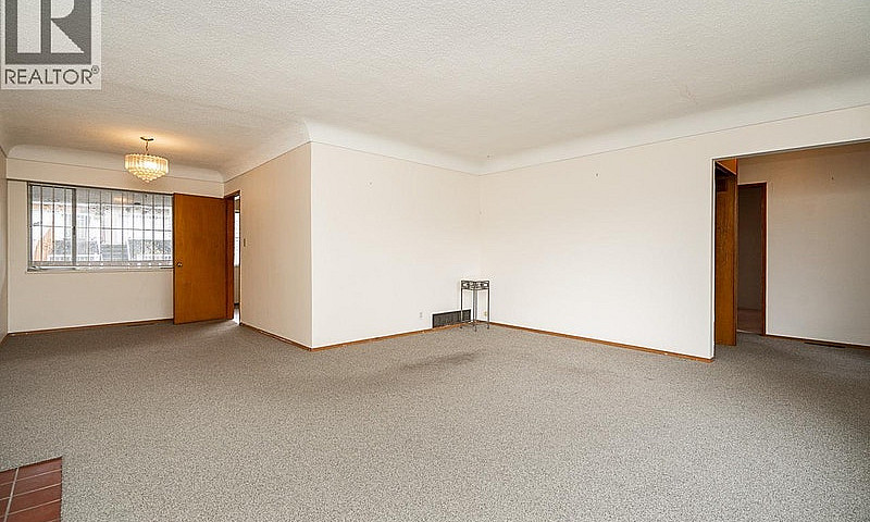 5326 Fleming Street ...