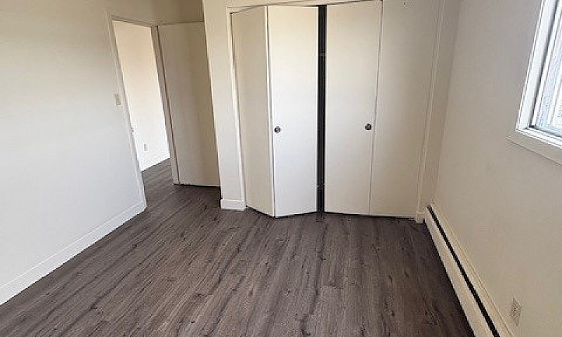 1 Bed 1 Bath Unit In...
