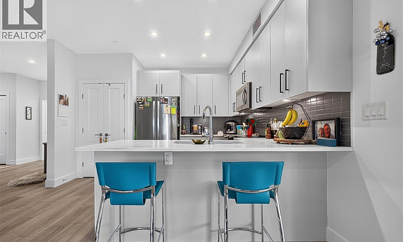 3434 Mckinley Beach ...