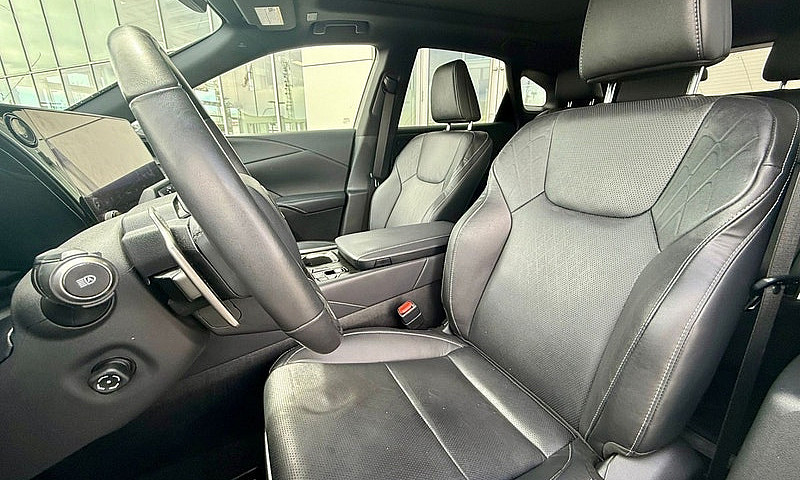 2023 Lexus Rx...
