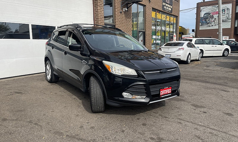 2014 Ford Escape Awd...