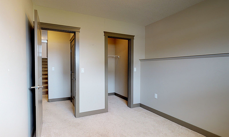 #1748- 2 Bedroom Low...