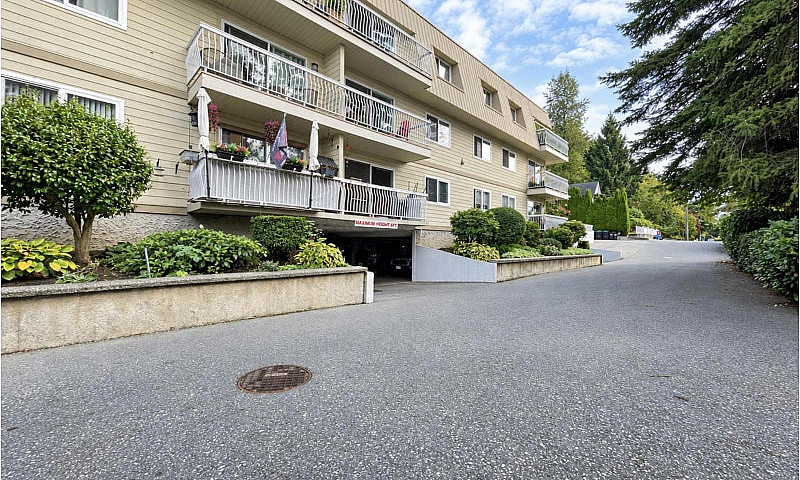 329 7436 Stave Lake ...