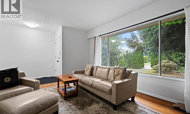 443-445 W Keith Road...