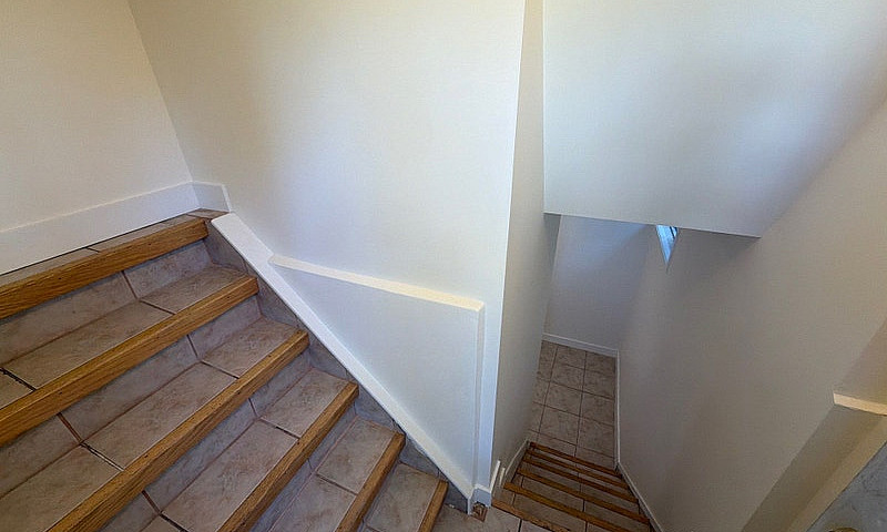 1 Bed, 1 Bath - Lowe...