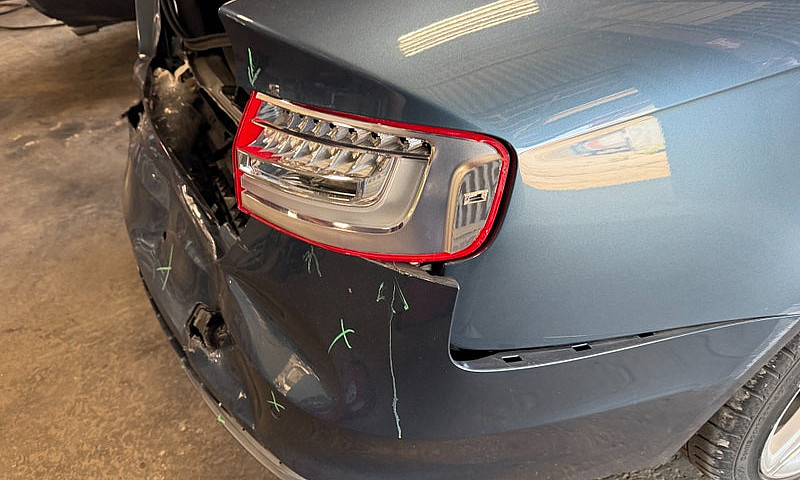 2016 Audi A4 Technik...