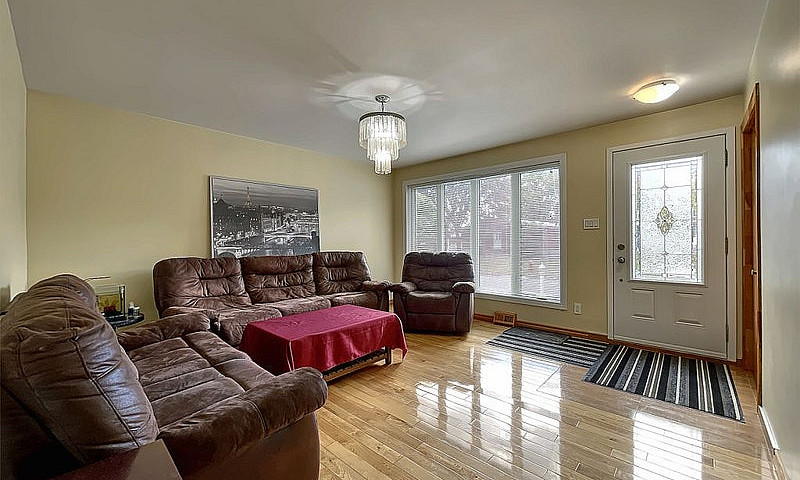 $618,000 - Bungalow ...