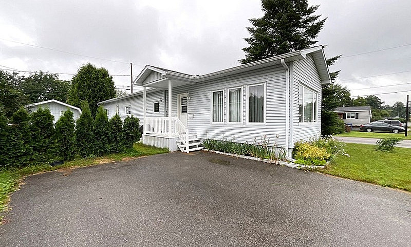 134 900$ - Maison Mo...