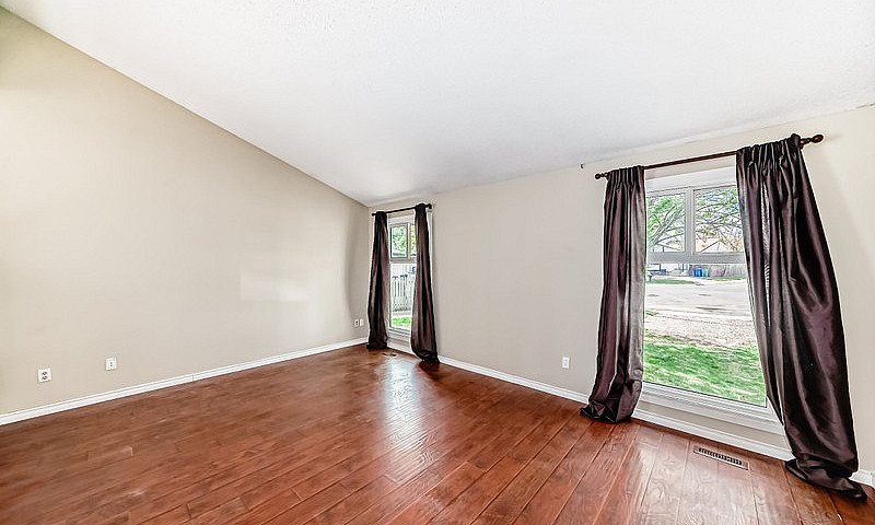For Sale 39 Princeto...