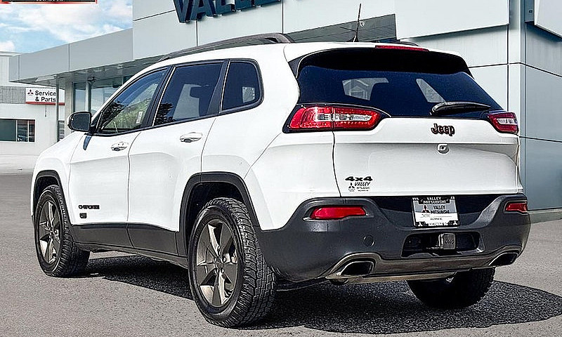 2017 Jeep Cherokee 4...