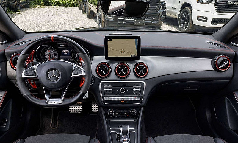 2017 Mercedes-Benz C...