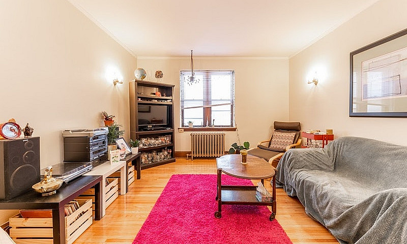 136 Spence St- Greys...
