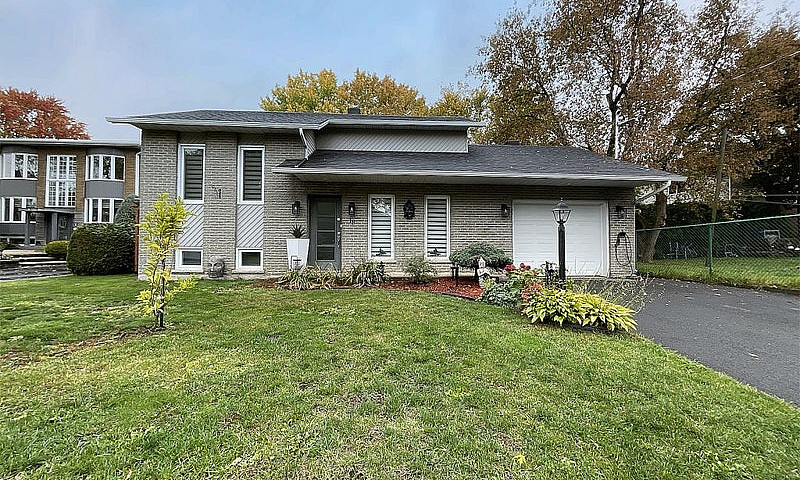 $669,000 - Bungalow ...