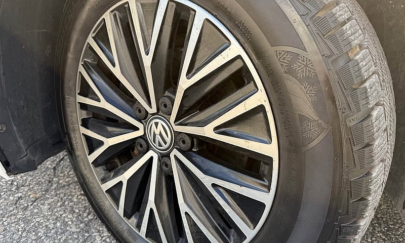 2021 Volkswagen Jett...