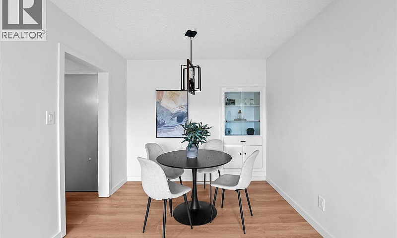 5004 1St Avenue Regi...