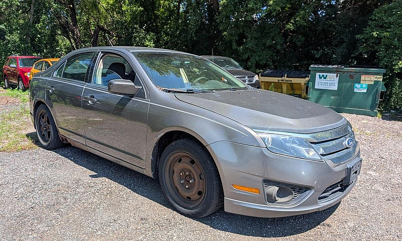 2010 Ford Fusion 4Dr...