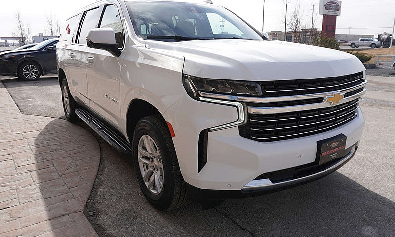 2023 Chevrolet Subur...