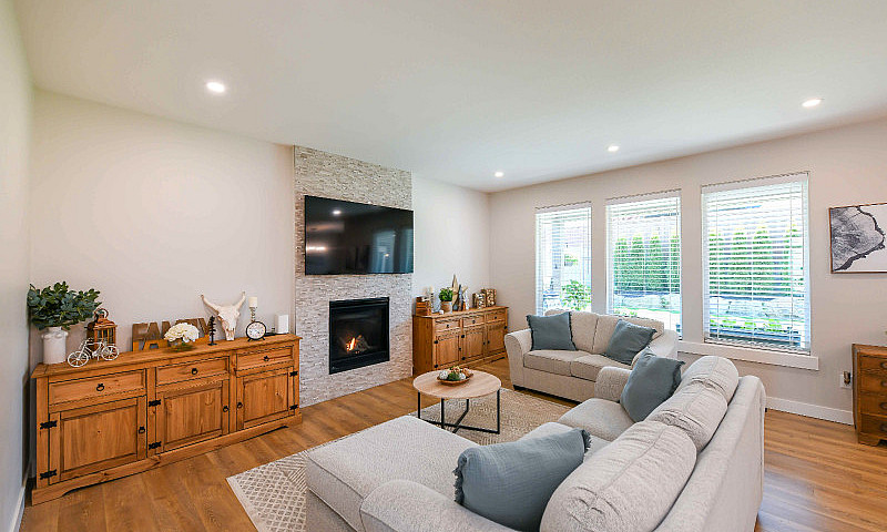 Immaculate 3 Bed, 2 ...