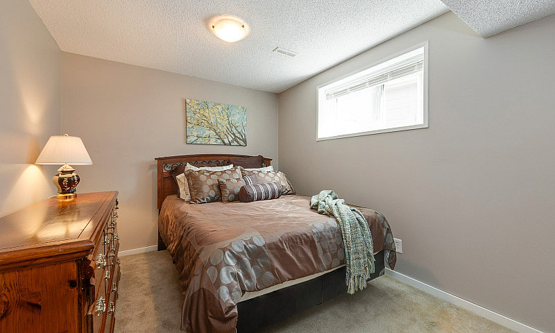 Spacious 4 Bedroom B...