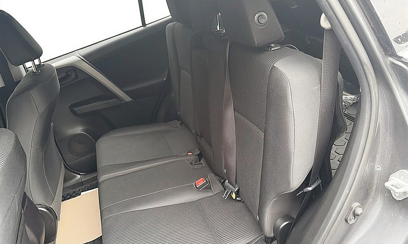 2018 Toyota Rav4 Le,...