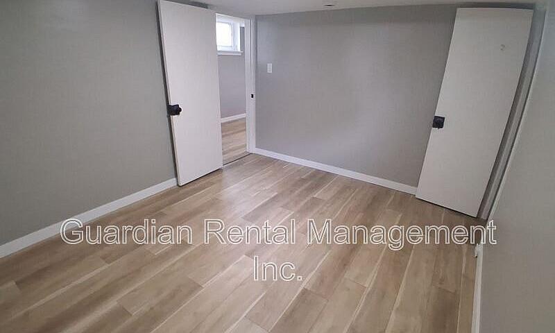 2 Bedroom, 1 Bath Un...
