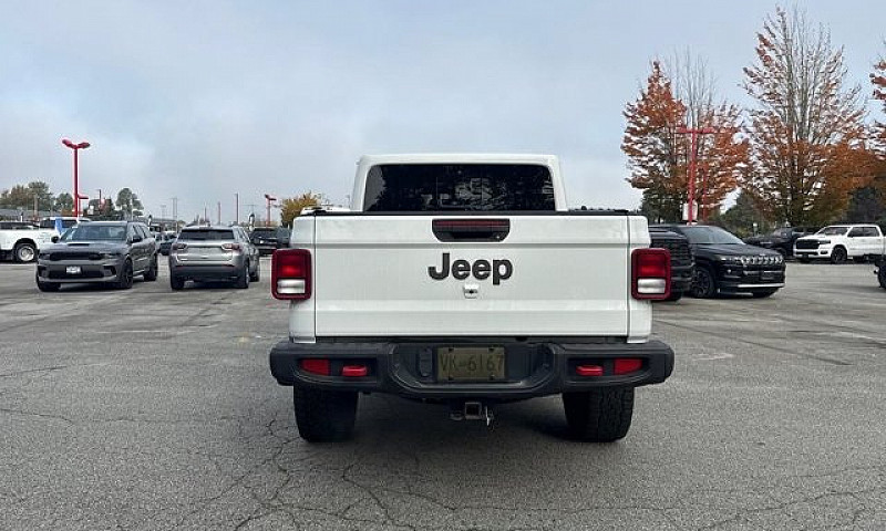 2022 Jeep Gladiator ...