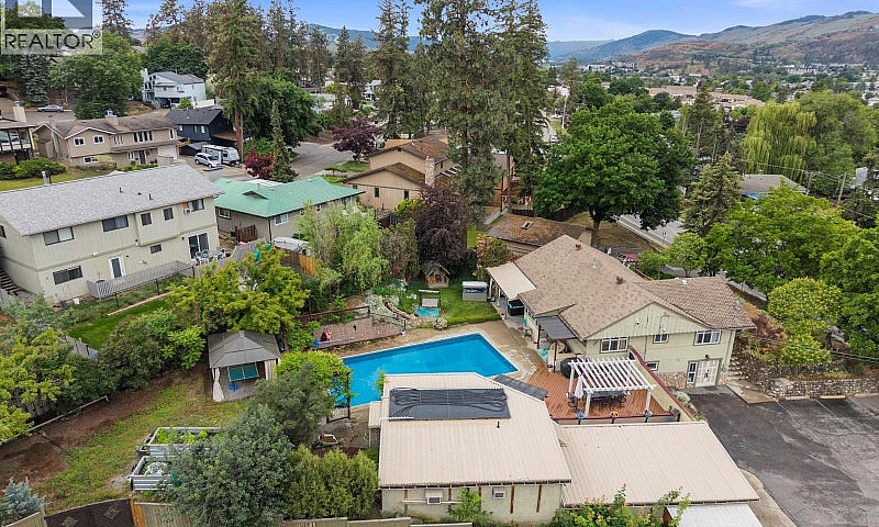 4105 Pleasant Valley...