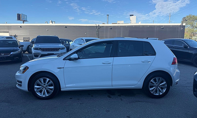 2016 Volkswagen Golf...