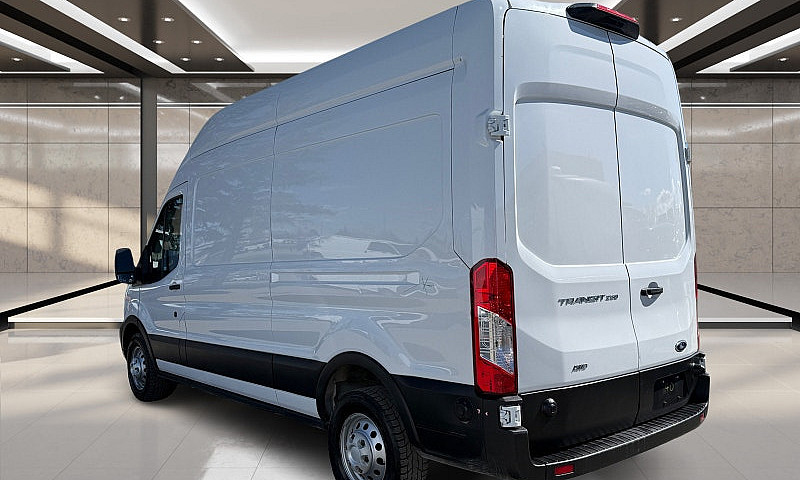 2025 Ford Transit T-...