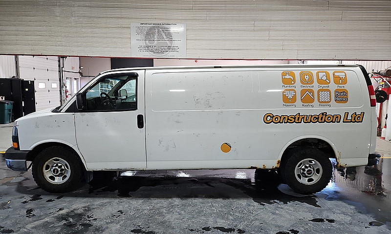2011 Gmc Savana...