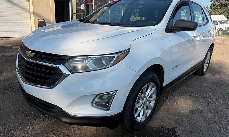 2018 Chevy Equinox 1...