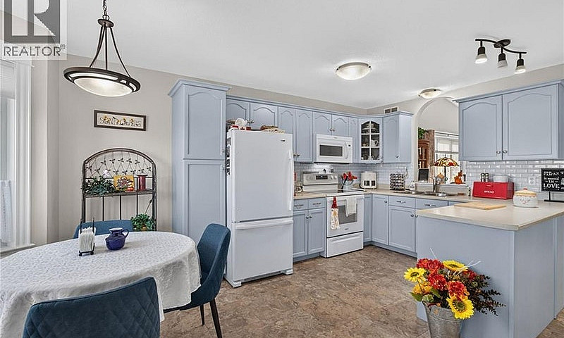 155 Kettle Creek Cou...