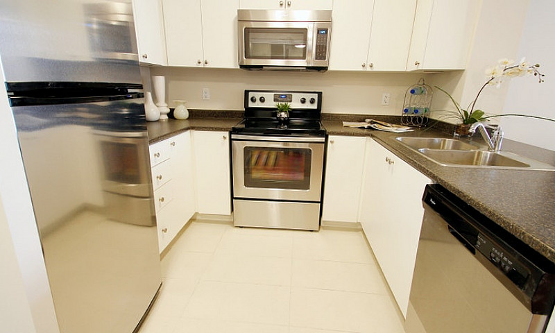 2 Bedroom Apartment ...