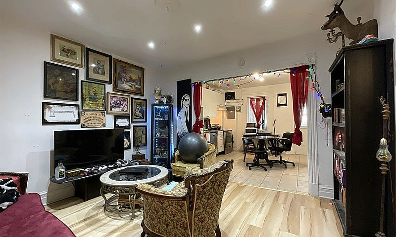 $993,000 - Triplex F...