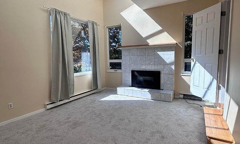 620 Mahon Avenue Nor...