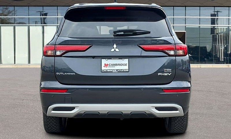 2025 Mitsubishi Outl...